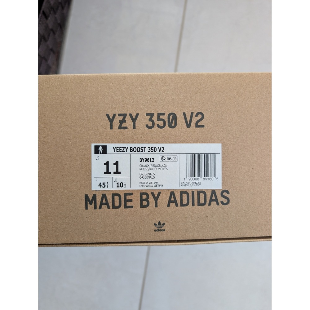 Adidas Yeezy Boost 350 V2 Core Black Red BY9612 Mens Sneakers Size 11 NWT - Picture 9 of 9